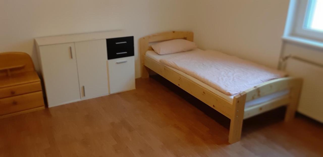 Ferienwohnung Glaser Pforzheim Bagian luar foto